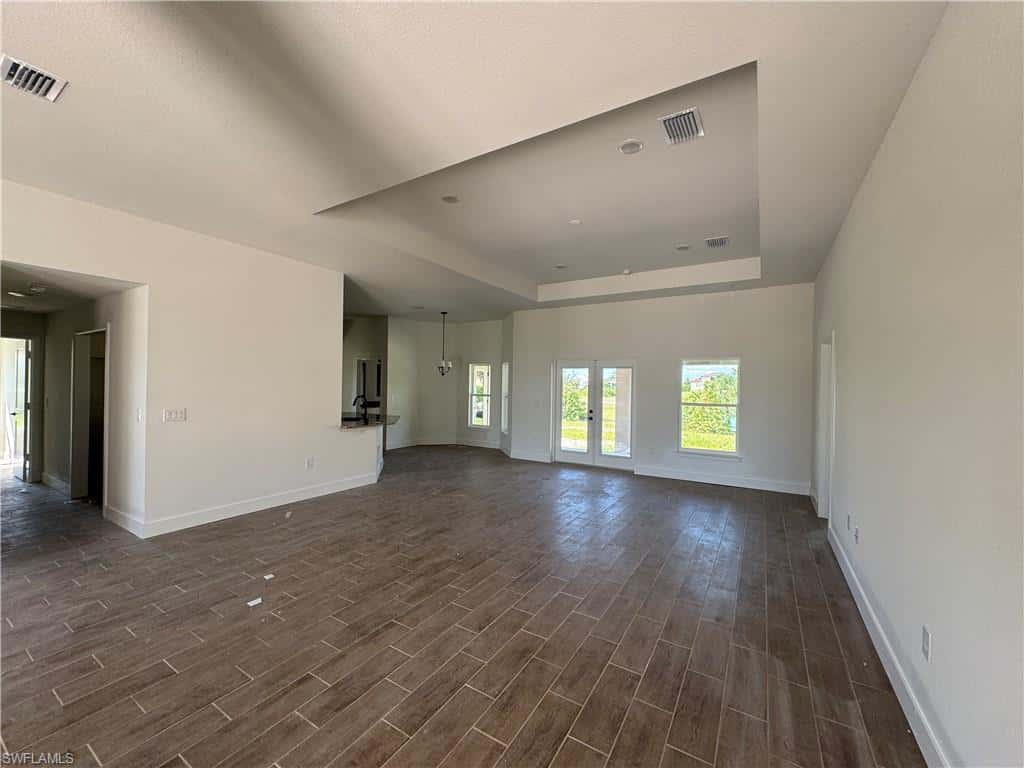 4625 31st Ter, Cape Coral, photo 6