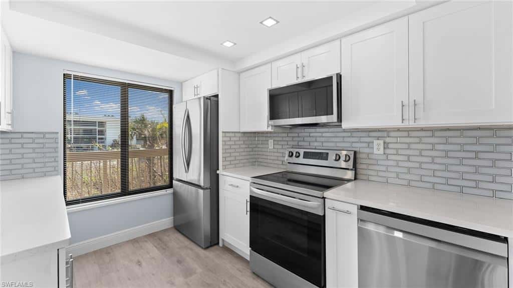 2777 Gulf Dr #104, Sanibel, photo 4