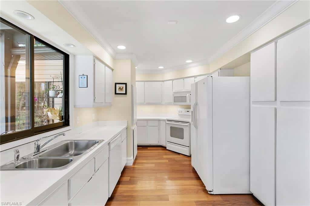 5731 Cypress Hollow Way, Naples, photo 6
