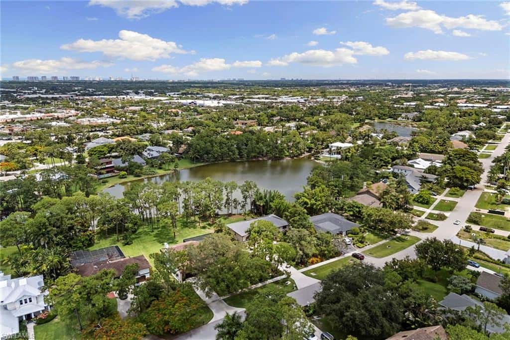 5731 Cypress Hollow Way, Naples, photo 46