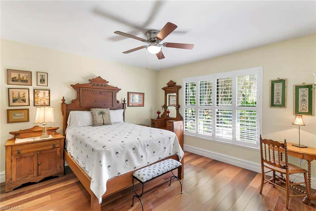 5731 Cypress Hollow Way, Naples, photo 32