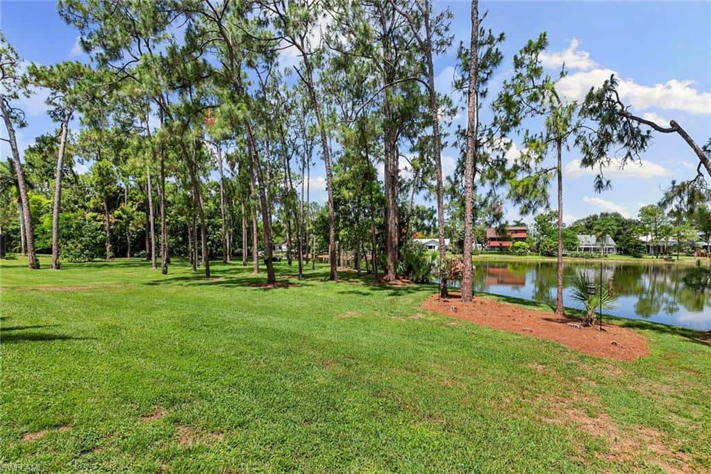 5731 Cypress Hollow Way, Naples, photo 41