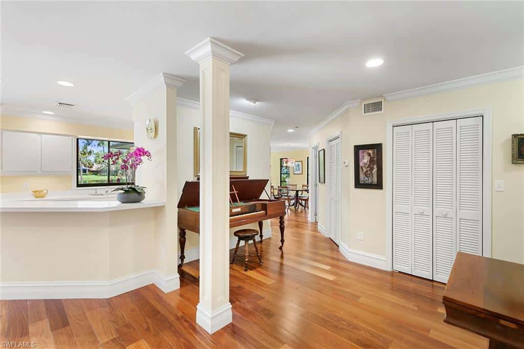 5731 Cypress Hollow Way, Naples, photo 11