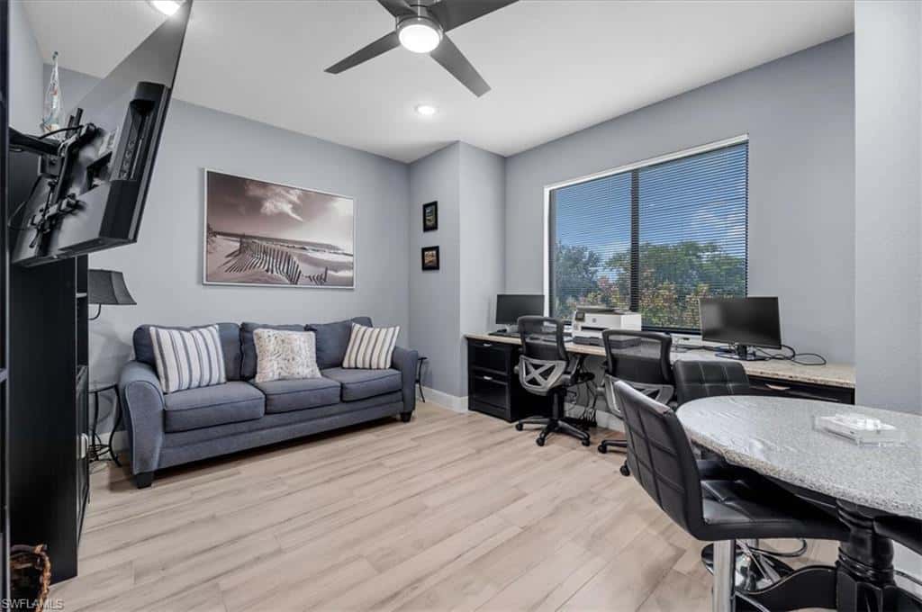 1504 17th Ter, Cape Coral, photo 6