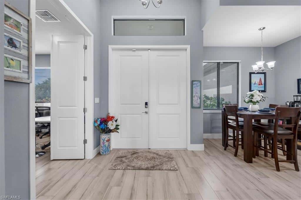 1504 17th Ter, Cape Coral, photo 5