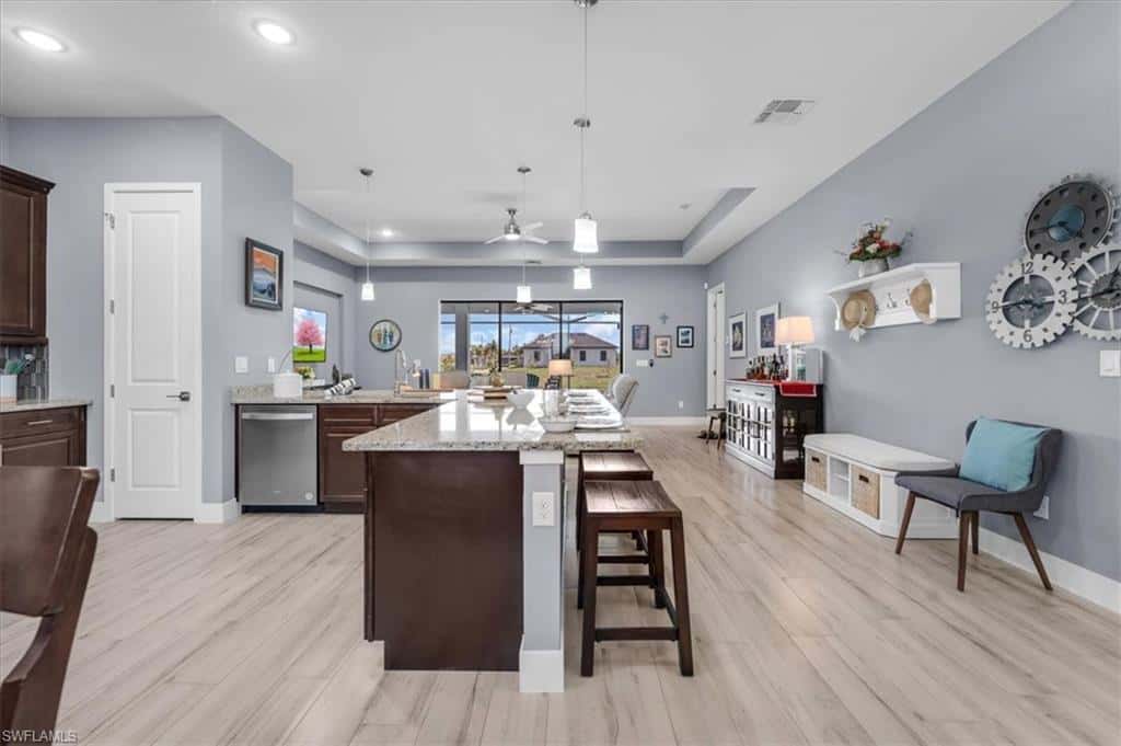 1504 17th Ter, Cape Coral, photo 9