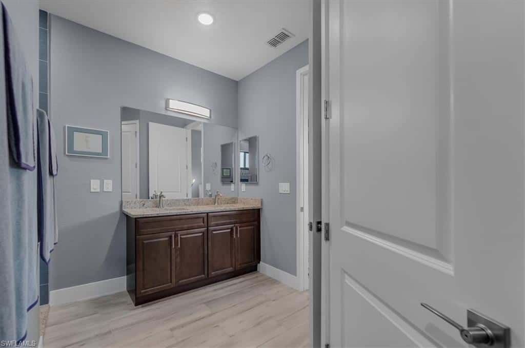 1504 17th Ter, Cape Coral, photo 31