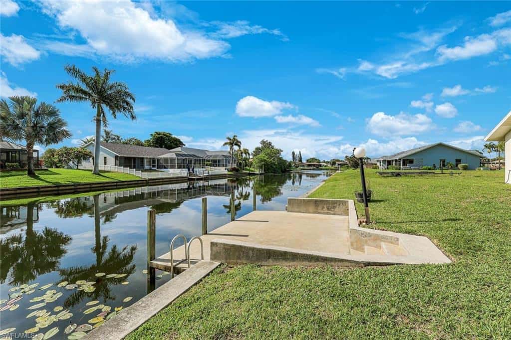 615 19th Ct, Cape Coral, photo 38