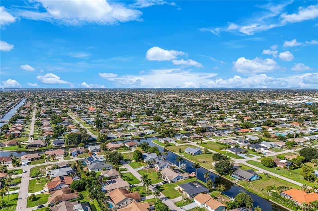 615 19th Ct, Cape Coral, photo 44