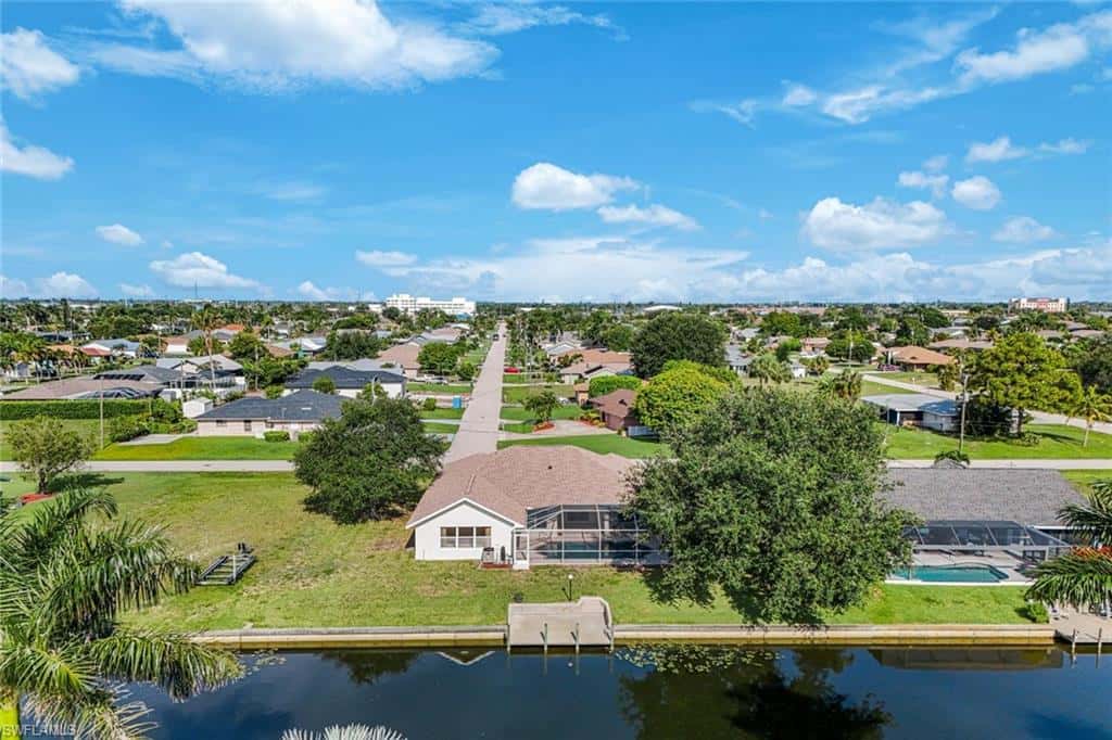 615 19th Ct, Cape Coral, photo 40