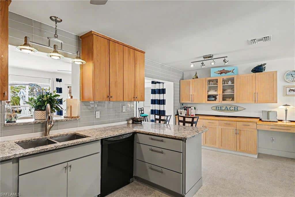 3608 Rita Ln, St. James City, photo 18