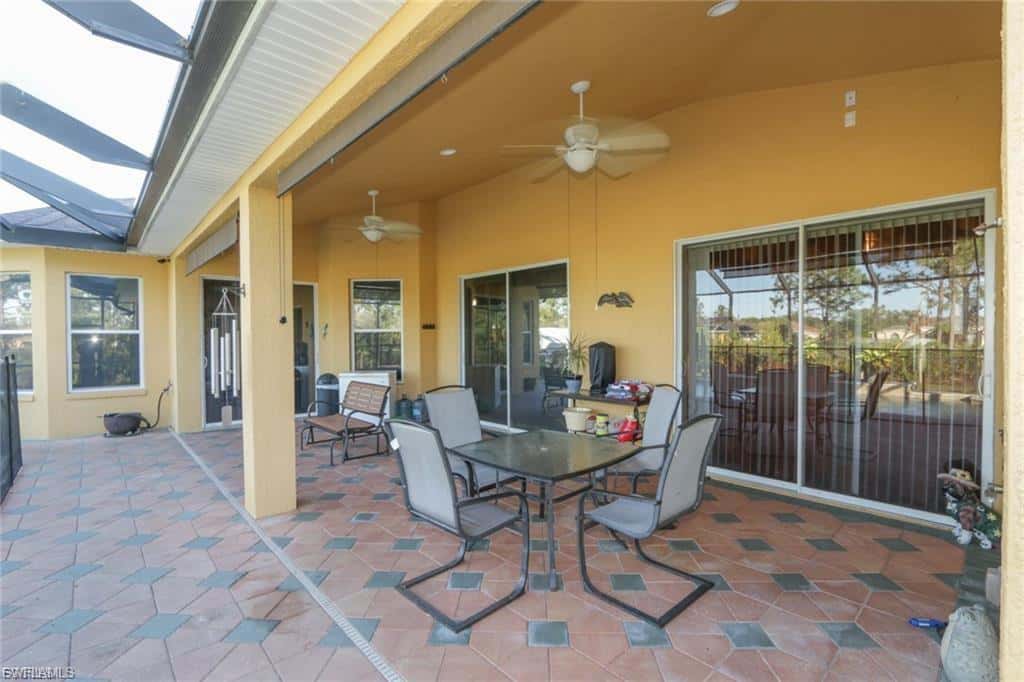 611 Clayton Ave, Lehigh Acres, photo 17