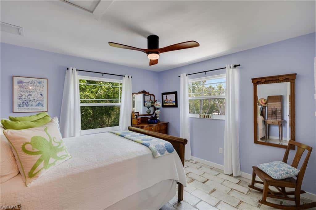 1318 Junonia St, Sanibel, photo 17