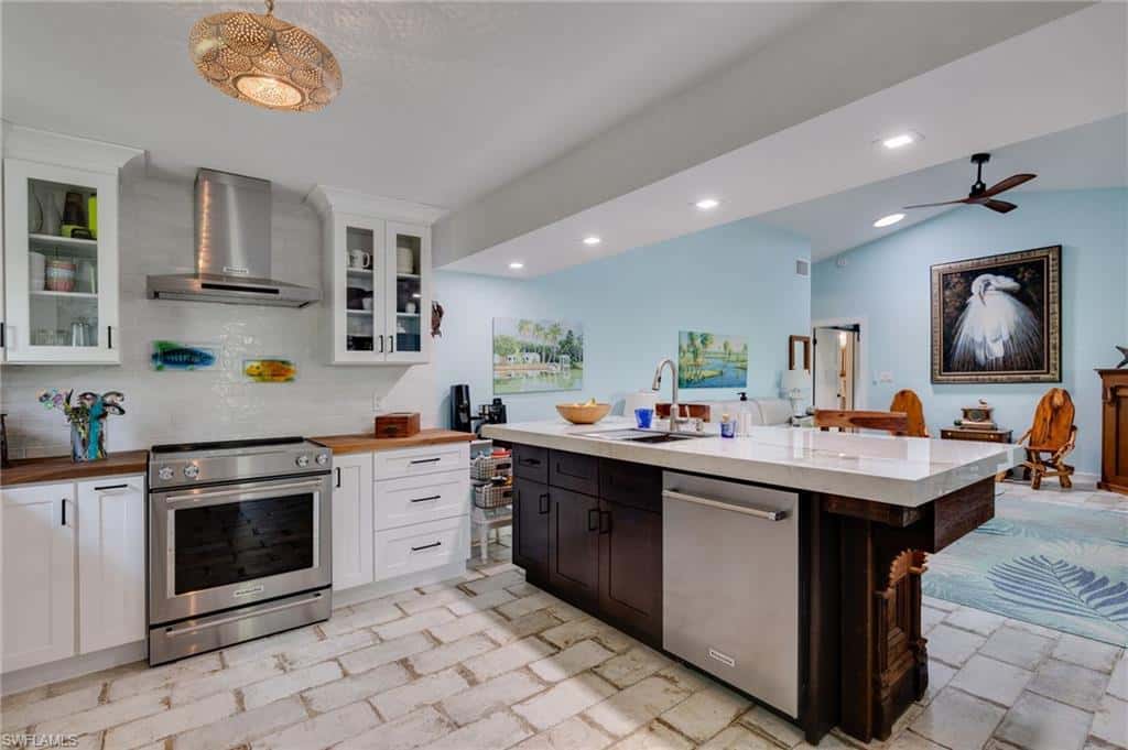 1318 Junonia St, Sanibel, photo 7