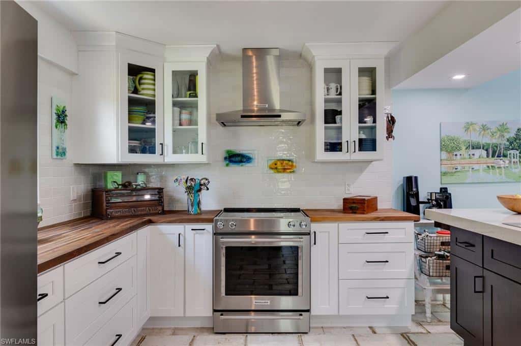 1318 Junonia St, Sanibel, photo 9