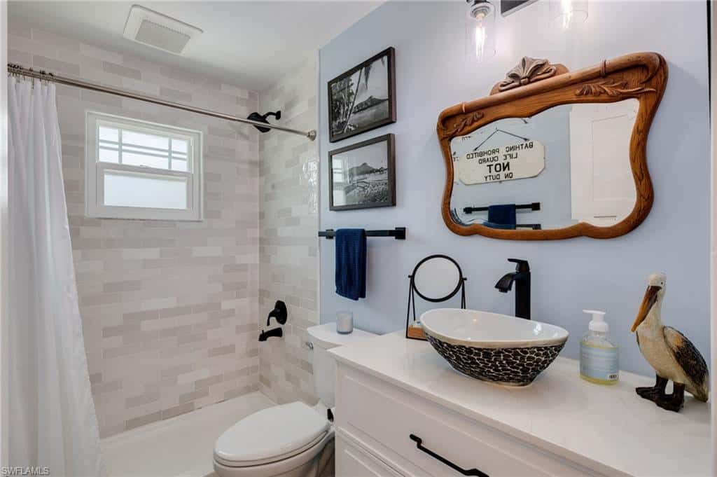 1318 Junonia St, Sanibel, photo 18
