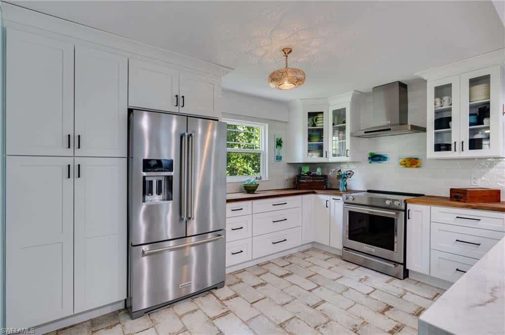 1318 Junonia St, Sanibel, photo 8