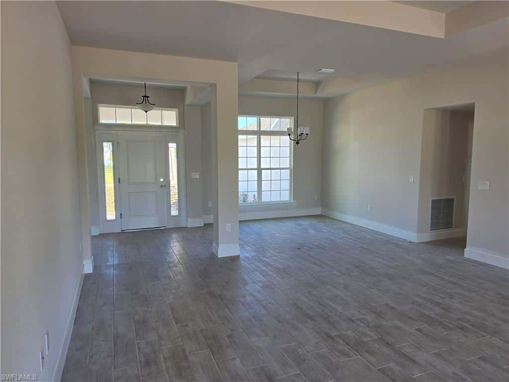 2800 8th Ter, Cape Coral, photo 6