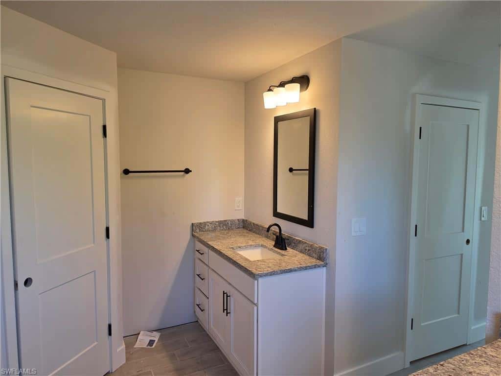 2800 8th Ter, Cape Coral, photo 11