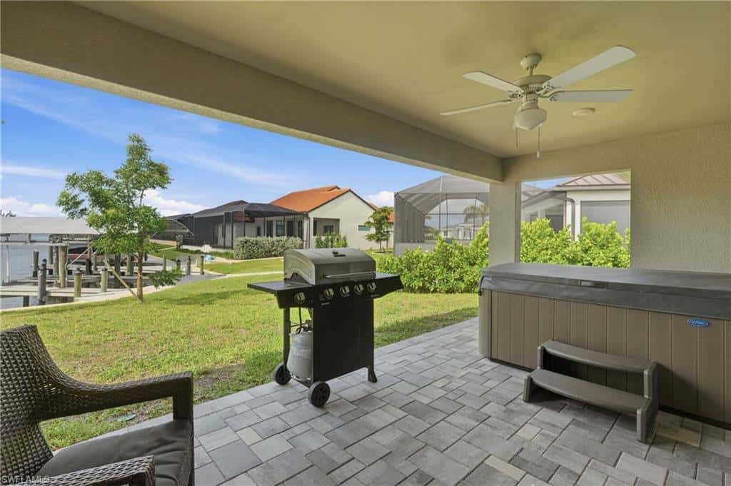 3728 Yucatan Pkwy, Cape Coral, photo 16