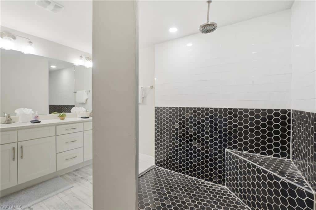 3728 Yucatan Pkwy, Cape Coral, photo 10