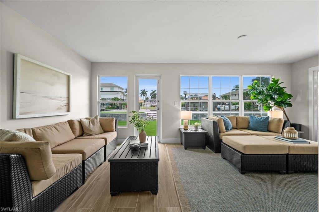 373 Egret Ave, Naples, photo 23