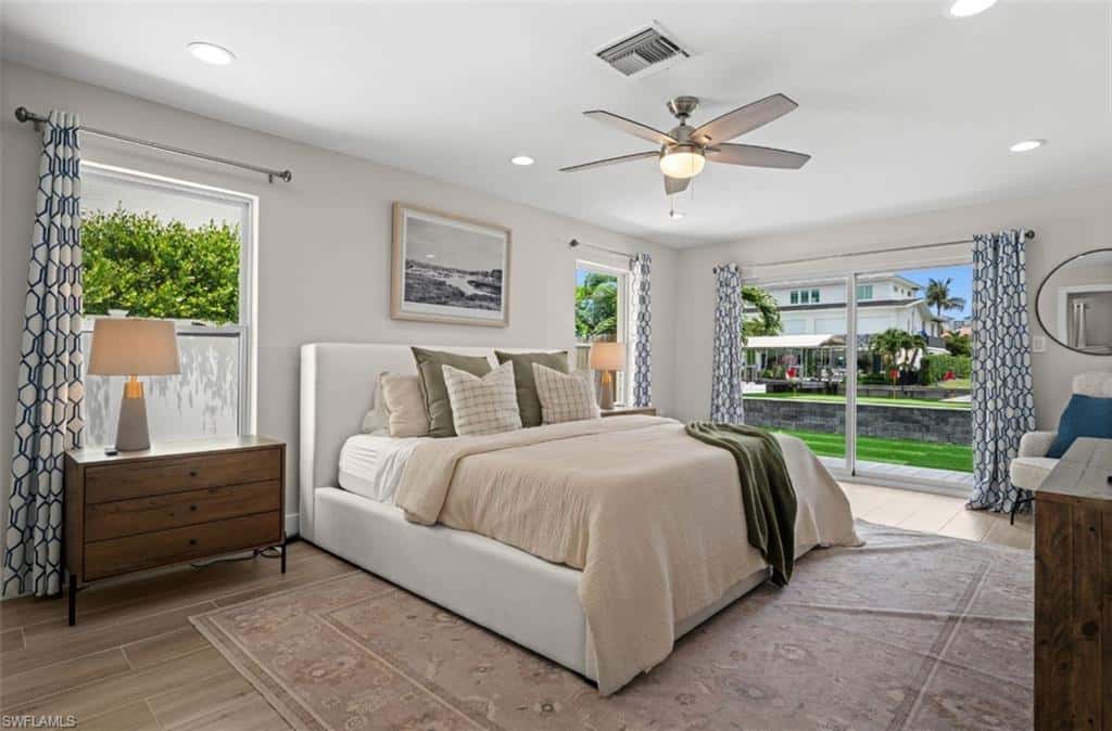 373 Egret Ave, Naples, photo 13