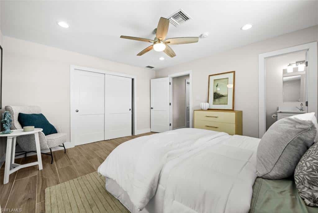373 Egret Ave, Naples, photo 17