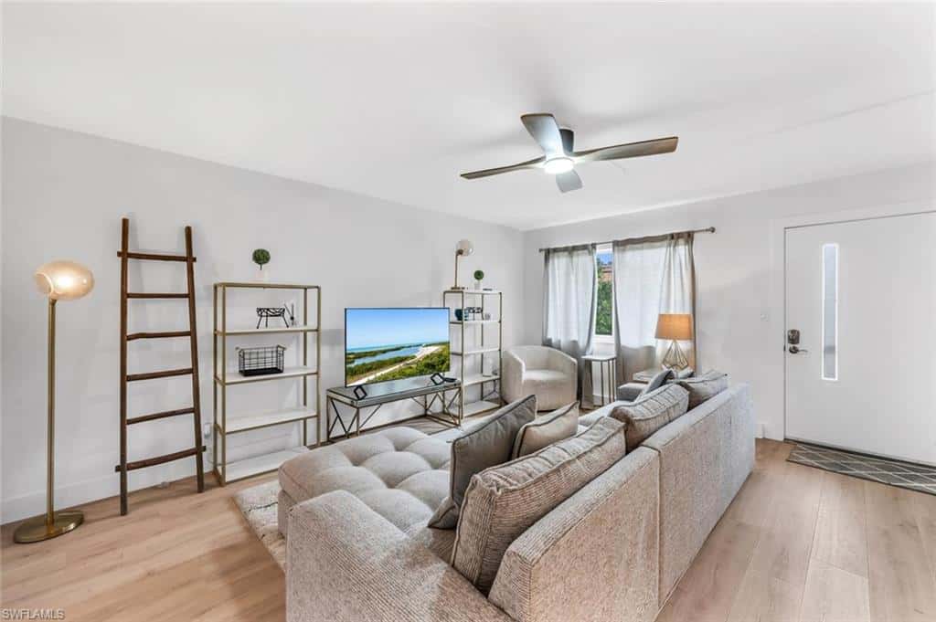 1100 Gulf Shore Blvd #312, Naples, photo 6