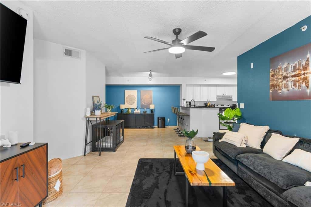 8225 Ibis Club Dr #204, Naples, photo 5