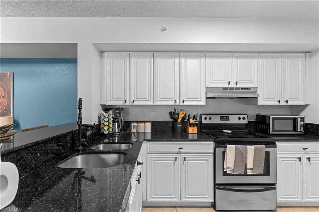 8225 Ibis Club Dr #204, Naples, photo 10
