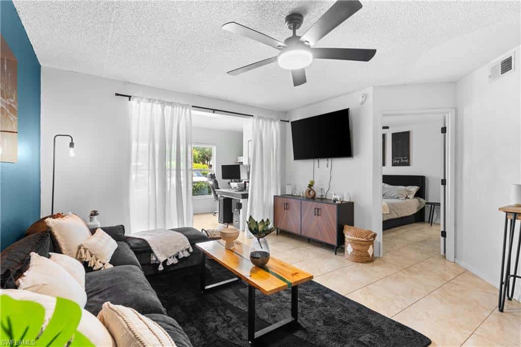 8225 Ibis Club Dr #204, Naples, photo 4