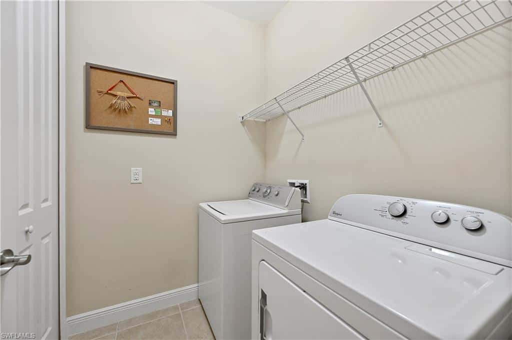 3571 Canopy Cir, Naples, photo 46
