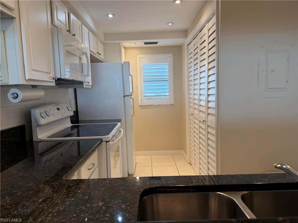 6400 Estero Blvd #403, Fort Myers Beach, photo 10