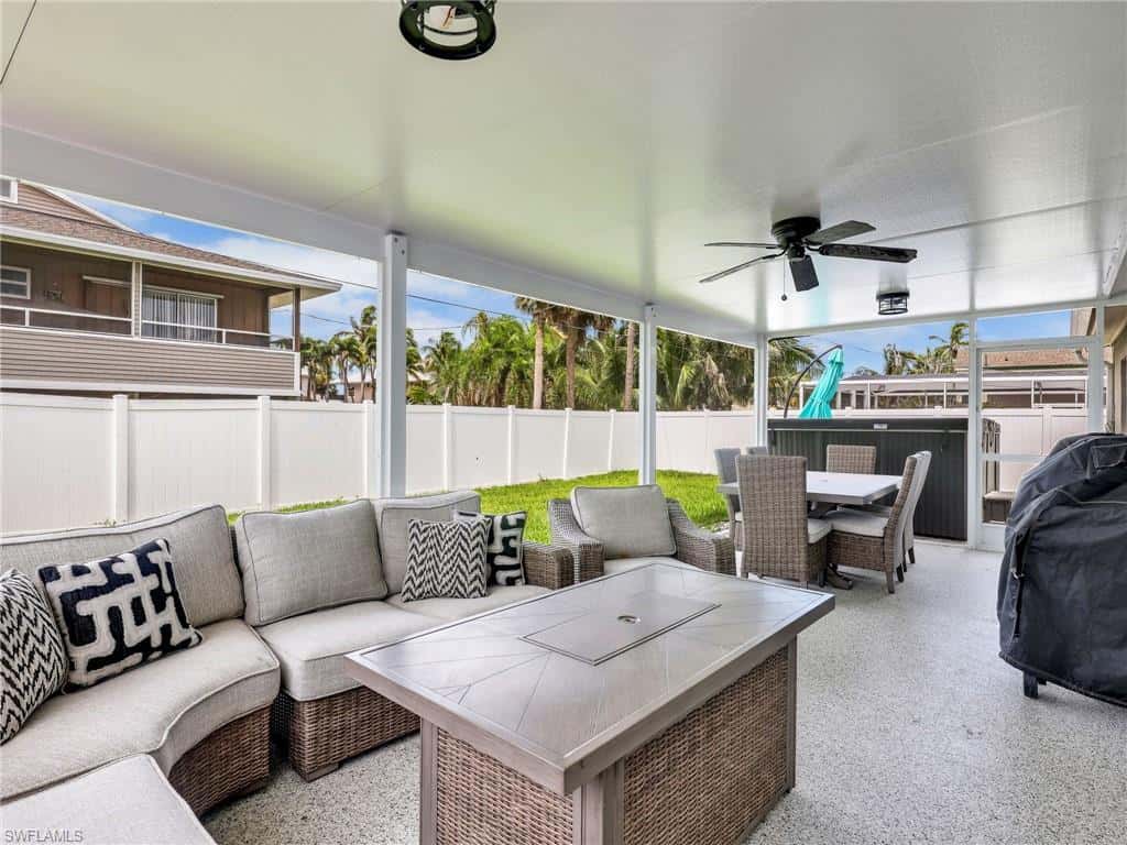 195 Hibiscus Dr, Fort Myers Beach, photo 27