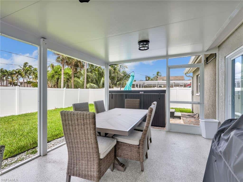 195 Hibiscus Dr, Fort Myers Beach, photo 28