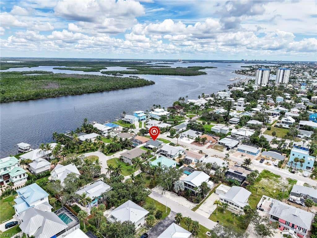 195 Hibiscus Dr, Fort Myers Beach, photo 38