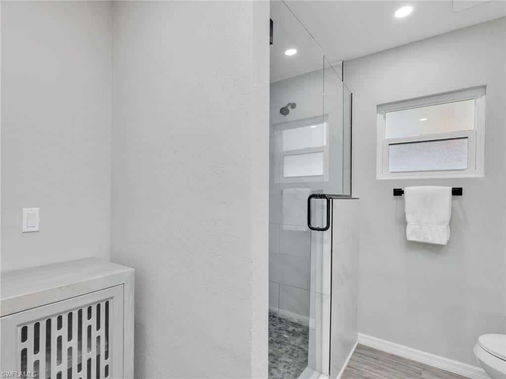 195 Hibiscus Dr, Fort Myers Beach, photo 18
