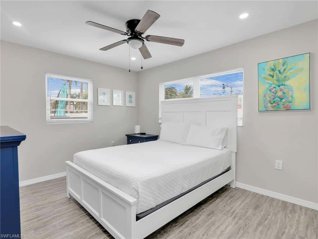 195 Hibiscus Dr, Fort Myers Beach, photo 21