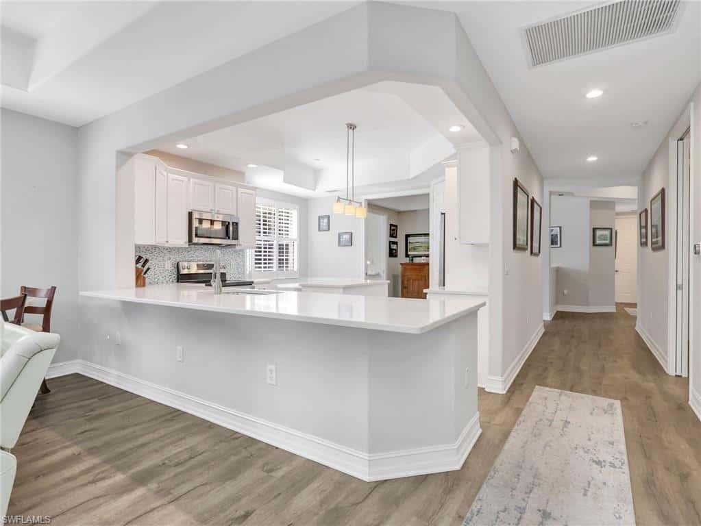 4758 Stratford Ct #1302, Naples, photo 10