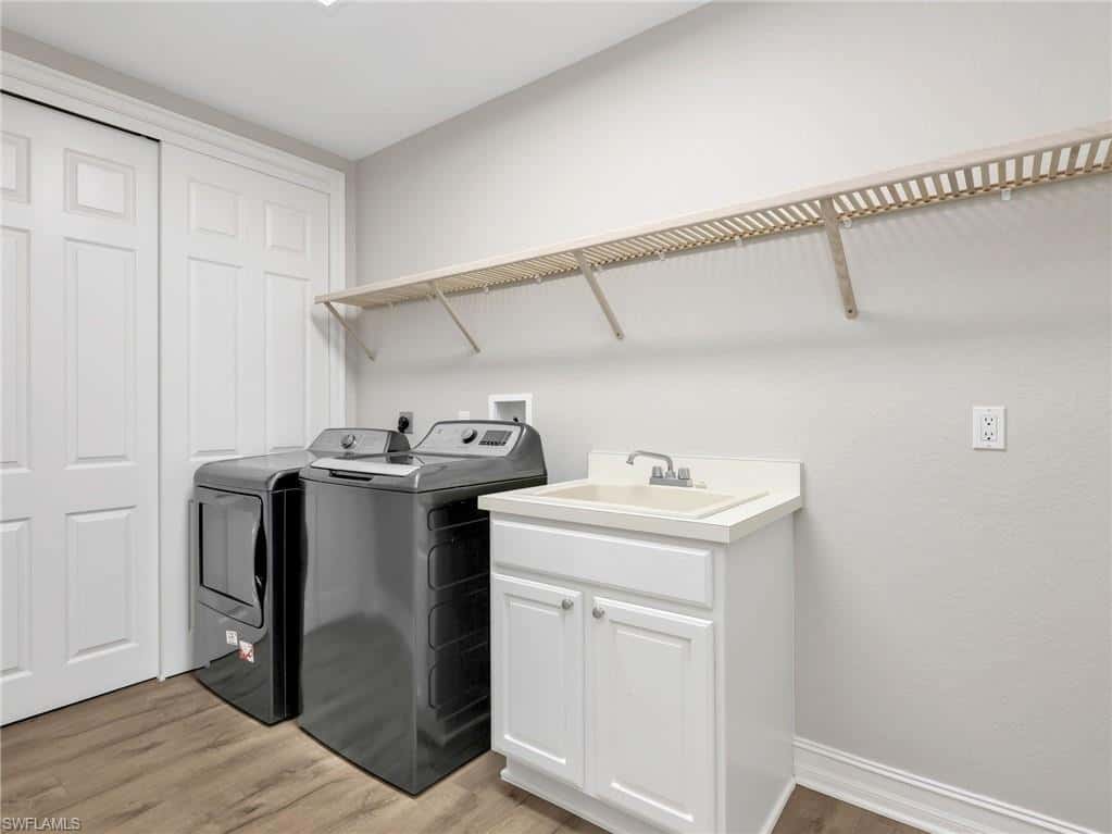 4758 Stratford Ct #1302, Naples, photo 25