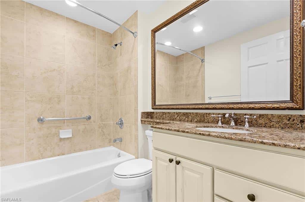 221 9th St #301, Naples, photo 36