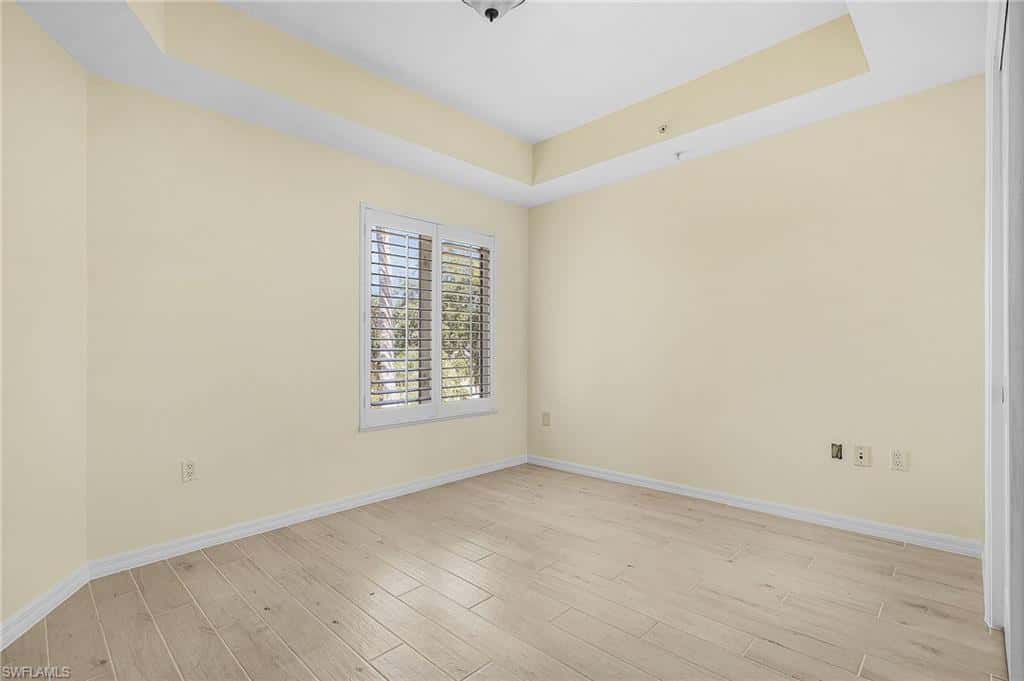 221 9th St #301, Naples, photo 18