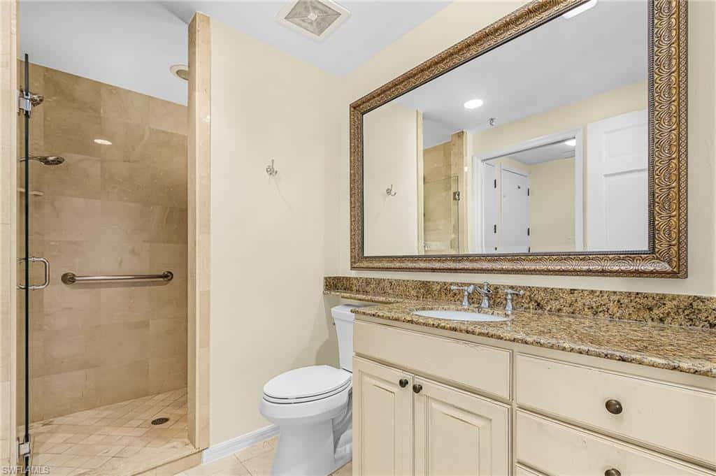 221 9th St #301, Naples, photo 15