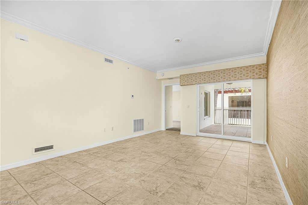 221 9th St #301, Naples, photo 11