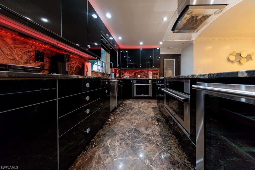 1013 44th St, Cape Coral, photo 28