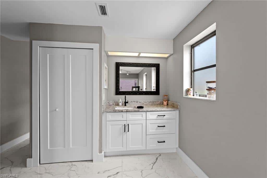 17209 Castleview Dr, North Fort Myers, photo 26