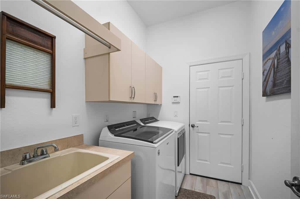 9042 Bronco Ct, Naples, photo 27