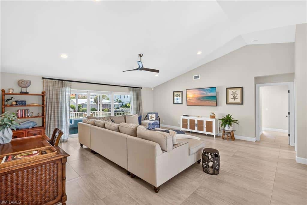 240 Channel Dr, Naples, photo 6
