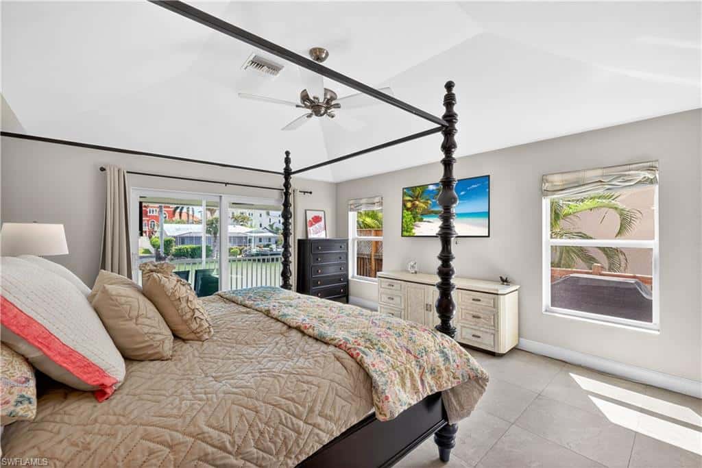 240 Channel Dr, Naples, photo 17